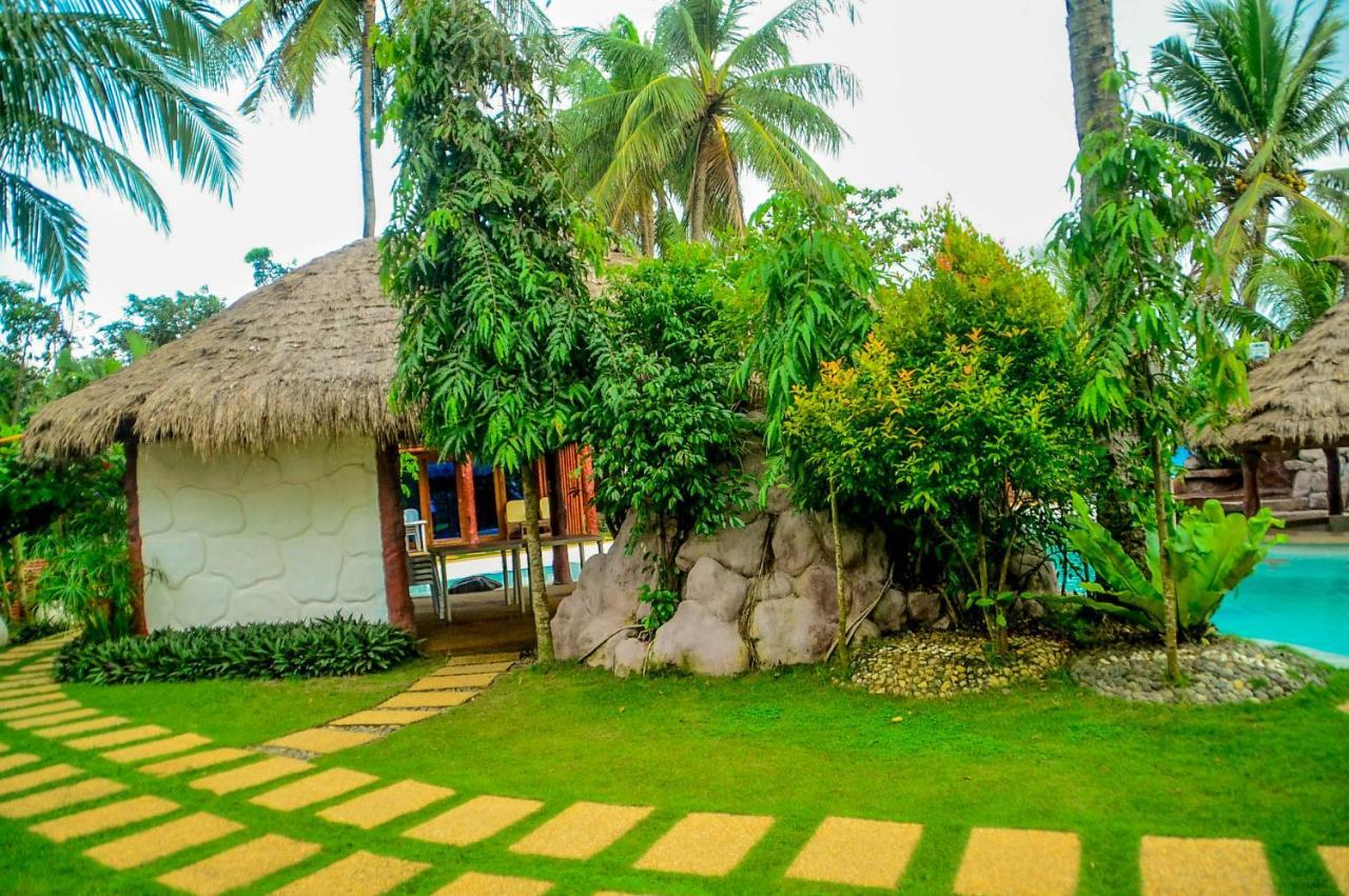 Camaya-An Paradise Beach Resort Malabugas Eksteriør bilde