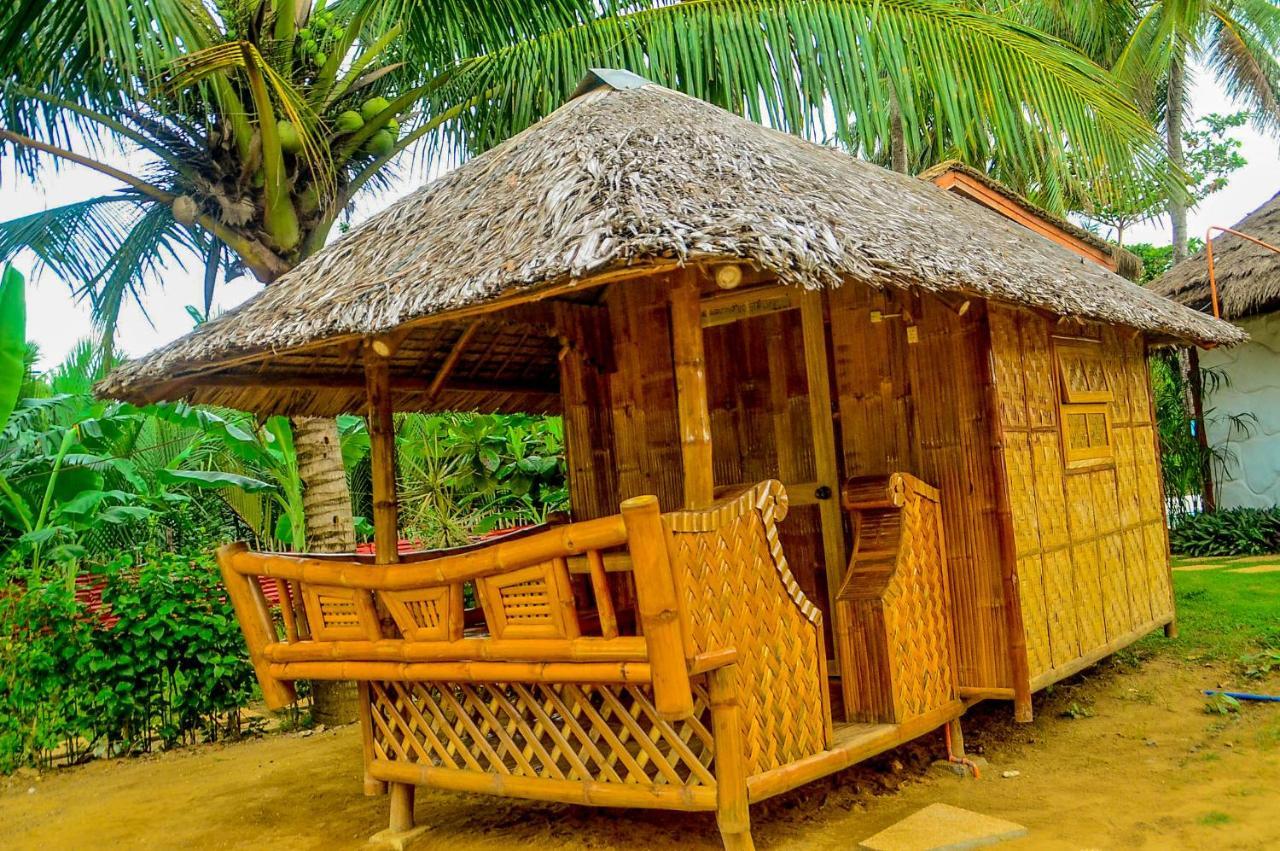 Camaya-An Paradise Beach Resort Malabugas Eksteriør bilde